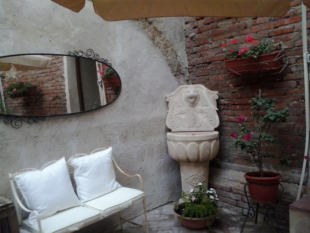 Al Tempio Di Apollo Bed and Breakfast Syrakusa Rum bild
