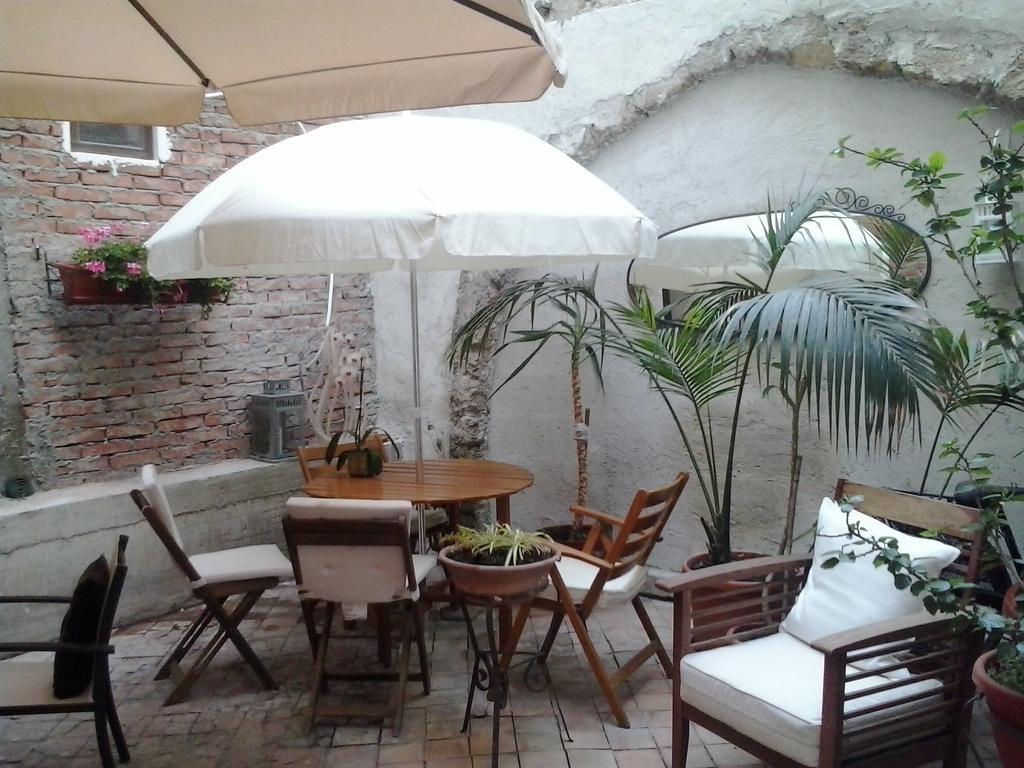Al Tempio Di Apollo Bed and Breakfast Syrakusa Rum bild